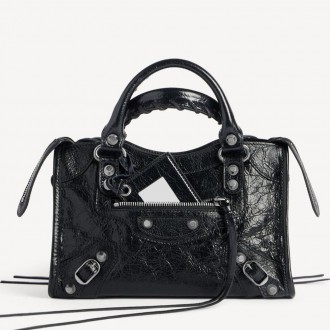 Balenciaga Le City Mini Bag in Noir Arena Lambskin Balenciaga Le City Mini Bag in Noir Arena Lambskin