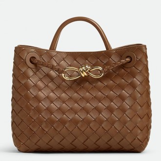Bottega Veneta Andiamo Small Bag in Nocciola Intrecciato Lambskin
