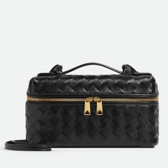 Bottega Veneta Bang Bang Vanity Case in Black Intrecciato Leather