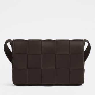 Bottega Veneta Cassett Bag In Fondant Intrecciato Lambskin Bottega Veneta Cassett Bag In Fondant Intrecciato Lambskin