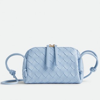 Bottega Veneta Concert Pouch in Lunar Intrecciato Lambskin Bottega Veneta Concert Pouch in Lunar Intrecciato Lambskin
