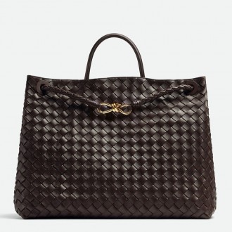 Bottega Veneta Large Andiamo bag In Fondant Intrecciato Lambskin Bottega Veneta Large Andiamo bag In Fondant Intrecciato Lambskin