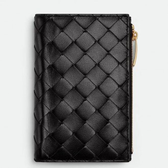 Bottega Veneta Medium Bi-Fold Wallet in Black Intrecciato Lambskin Bottega Veneta Medium Bi-Fold Wallet in Black Intrecciato Lambskin