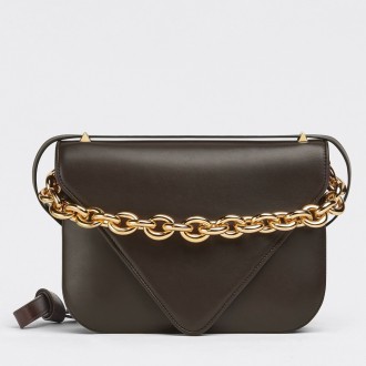 Bottega Veneta Mount Medium Envelope Bag In Fondant Calfskin Bottega Veneta Mount Medium Envelope Bag In Fondant Calfskin