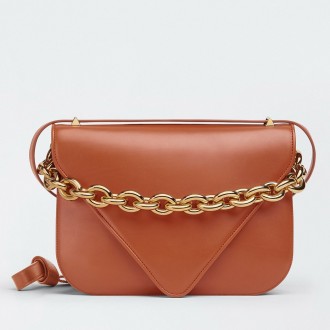 Bottega Veneta Mount Medium Envelope Bag In Maple Calfskin Bottega Veneta Mount Medium Envelope Bag In Maple Calfskin