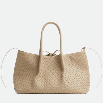 Bottega Veneta Pinacoteca Large Bag in Ecru Intrecciato Calfskin