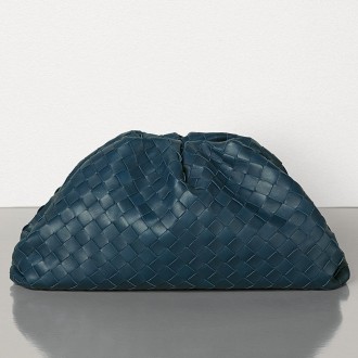 Bottega Veneta The Pouch Clutch In Dark Blue Intrecciato Leather