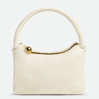Bottega Veneta Tosca Bag in White Intrecciato Calfskin Bottega Veneta Tosca Bag in White Intrecciato Calfskin