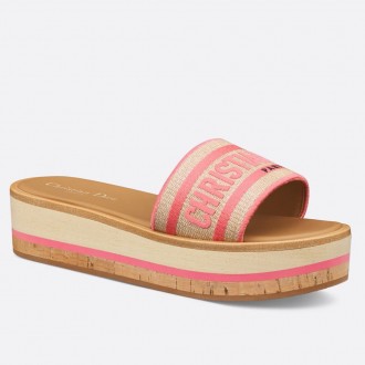 Dior Dioriviera Dway Platform Slides in Raffia and Pink Embroidered Cotton Dior Dioriviera Dway Platform Slides in Raffia and Pink Embroidered Cotton