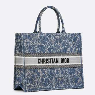 Dior Large Book Tote Bag In Blue Brocart Denim-Effect Embroidery Dior Large Book Tote Bag In Blue Brocart Denim-Effect Embroidery