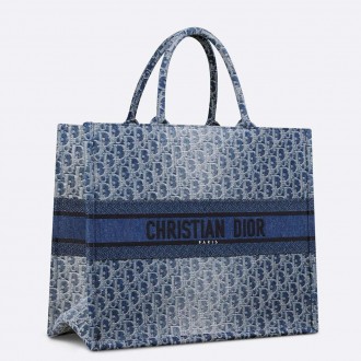 Dior Large Book Tote Bag in Blue Denim Oblique Jacquard Dior Large Book Tote Bag in Blue Denim Oblique Jacquard