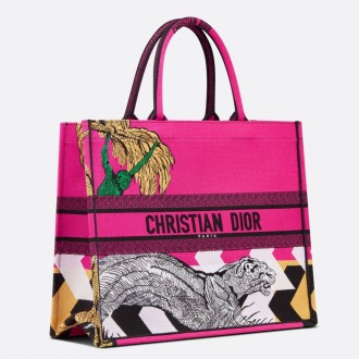 Dior Large Book Tote Bag In Toile de Jouy Zoom Pop Embroidery Dior Large Book Tote Bag In Toile de Jouy Zoom Pop Embroidery