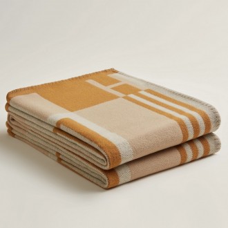 Hermes Ithaque Blanket in Beige Wool and Cashmere Hermes Ithaque Blanket in Beige Wool and Cashmere