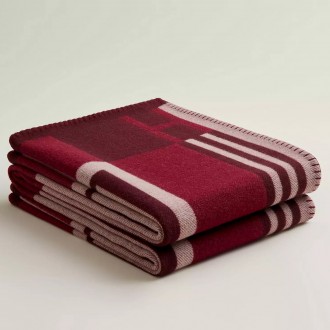Hermes Ithaque Blanket in Bordeaux Wool and Cashmere Hermes Ithaque Blanket in Bordeaux Wool and Cashmere