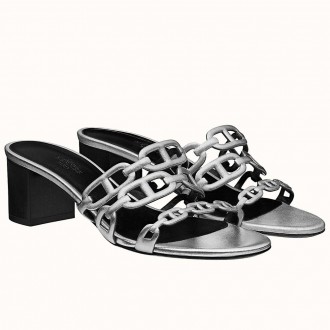 Hermes Tandem Sandals In Silver Metallic Calfskin Hermes Tandem Sandals In Silver Metallic Calfskin