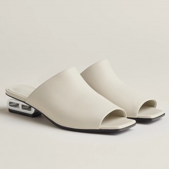 Hermes Women's Idole Sandals in White Leather Hermes Women's Idole Sandals in White Leather