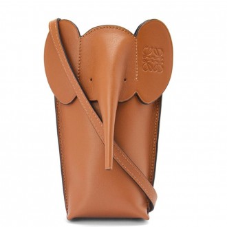 Loewe Elephant Pocket in Brown Calfskin Loewe Elephant Pocket in Brown Calfskin