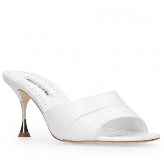 Manolo Blahnik Picoux 70mm Sandals In White Lambskin Manolo Blahnik Picoux 70mm Sandals In White Lambskin