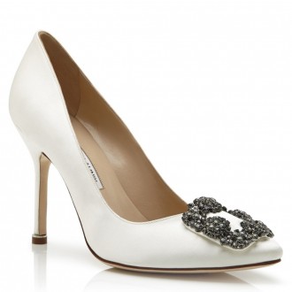 Manolo Blahnik White Satin Hangisi 105mm Pumps Manolo Blahnik White Satin Hangisi 105mm Pumps
