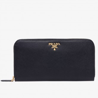 Prada Zipped Wallet In Black Saffiano Leather Prada Zipped Wallet In Black Saffiano Leather