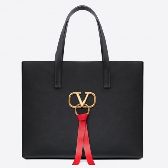 Valentino Garavani Black Large Vring Shopping Tote Valentino Garavani Black Large Vring Shopping Tote