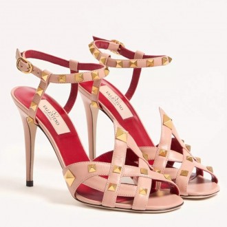 Valentino Garavani Studdy Sandals 100mm in Pink Kidskin